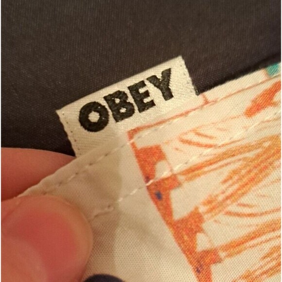 Obey Egyptian Pattern 100% Cotton Short Sleeve Collared Polo Shirt Size Small - Picture 7 of 16